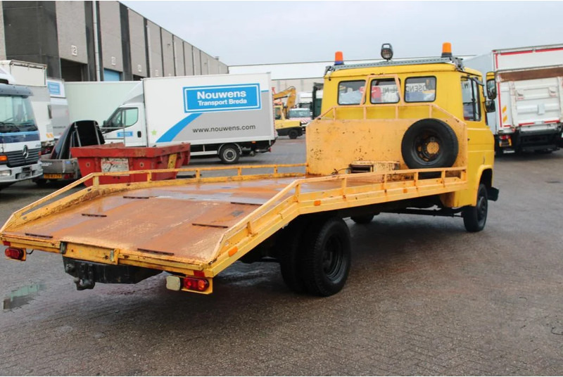 Mercedes-Benz 508 MANUAL - شاحنة نقل سيارات شاحنة: صورة 5 Mercedes-Benz 508 MANUAL - شاحنة نقل سيارات شاحنة: صورة 5