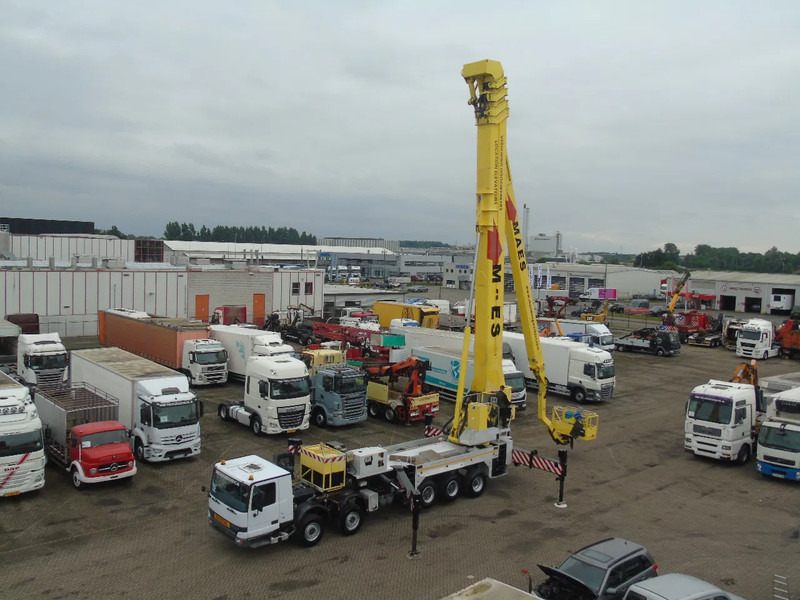 Mercedes-Benz Actros 4148 + 84 meters + 10x4 - شاحنة: صورة 4 Mercedes-Benz Actros 4148 + 84 meters + 10x4 - شاحنة: صورة 4