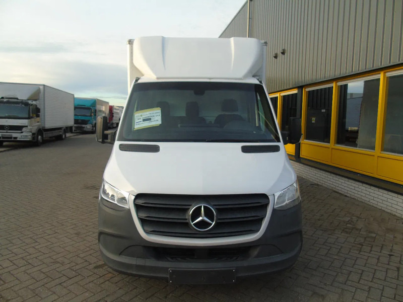Mercedes-Benz Sprinter 314 + lift - شاحنة بصندوق مغلق: صورة 2 Mercedes-Benz Sprinter 314 + lift - شاحنة بصندوق مغلق: صورة 2