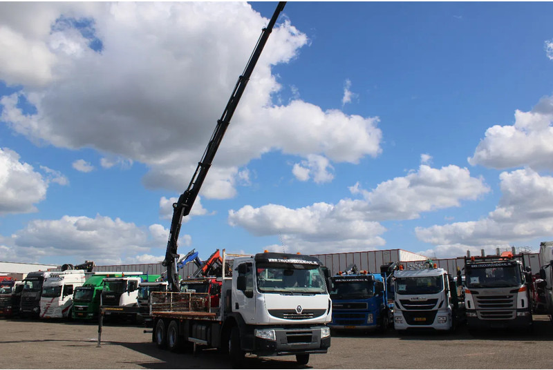 Renault Kerax 370 + HIAB 166-4 HIDRUO + 6X4 + MANUAL + SPRING + REMOTE + EURO 5 + 6X4 - شاحنة كرين: صورة 2 Renault Kerax 370 + HIAB 166-4 HIDRUO + 6X4 + MANUAL + SPRING + REMOTE + EURO 5 + 6X4 - شاحنة كرين: صورة 2