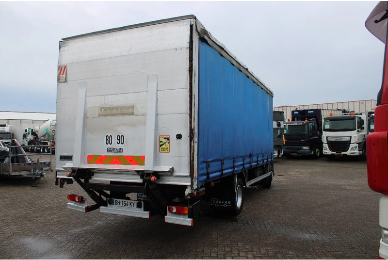 Renault Midlum 220 + MANUAL + LIFT + 12T - شاحنة ذات ستائر جانبية: صورة 5 Renault Midlum 220 + MANUAL + LIFT + 12T - شاحنة ذات ستائر جانبية: صورة 5