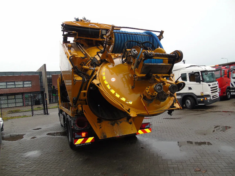 Scania P 360 + COMBI VACUUM WIEDEMANN + 6X4 - فراغ شاحنة: صورة 4 Scania P 360 + COMBI VACUUM WIEDEMANN + 6X4 - فراغ شاحنة: صورة 4