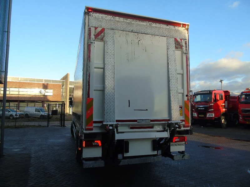 Scania P 370 + LIFT + EURO 6 + 19T - شاحنة ذات ستائر جانبية: صورة 5 Scania P 370 + LIFT + EURO 6 + 19T - شاحنة ذات ستائر جانبية: صورة 5