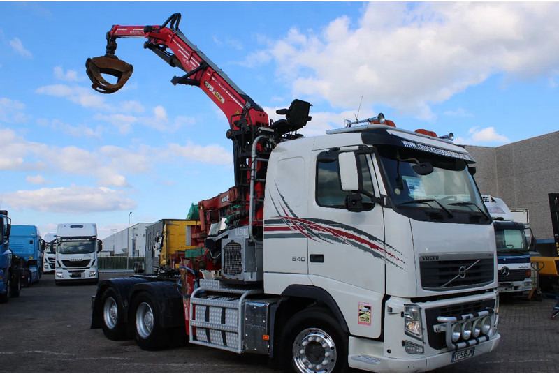 Volvo FH 16.540 + 6x4 EURO 5 + palfinger epsilon 30t/m + MANUAL - مقطورة السحب: صورة 3 Volvo FH 16.540 + 6x4 EURO 5 + palfinger epsilon 30t/m + MANUAL - مقطورة السحب: صورة 3