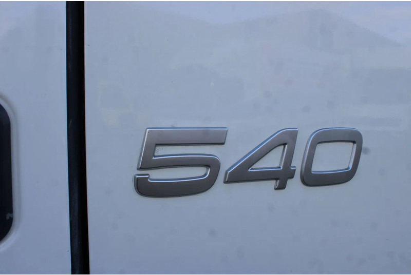 شاحنة كرين Volvo FH 16.540 + 6x4 EURO 5 + palfinger epsilon 30t/m + MANUAL: صورة 12