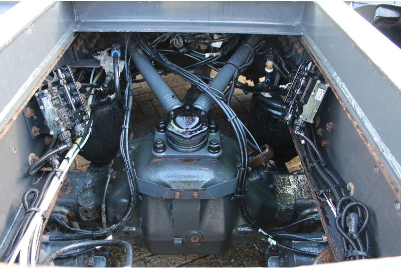 شاحنة كرين Volvo FH 16.540 + 6x4 EURO 5 + palfinger epsilon 30t/m + MANUAL: صورة 18