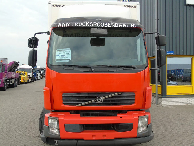 شاحنة صندوقية Volvo FL 260 + 18T + LIFT: صورة 7