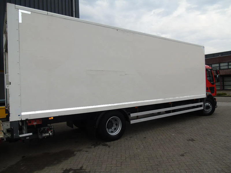 شاحنة صندوقية Volvo FL 260 + 18T + LIFT: صورة 8