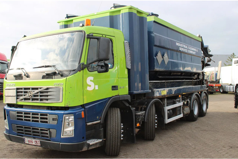 Volvo FM 12.340 + ADR + stokota 14.000L + manual - فراغ شاحنة: صورة 3 Volvo FM 12.340 + ADR + stokota 14.000L + manual - فراغ شاحنة: صورة 3