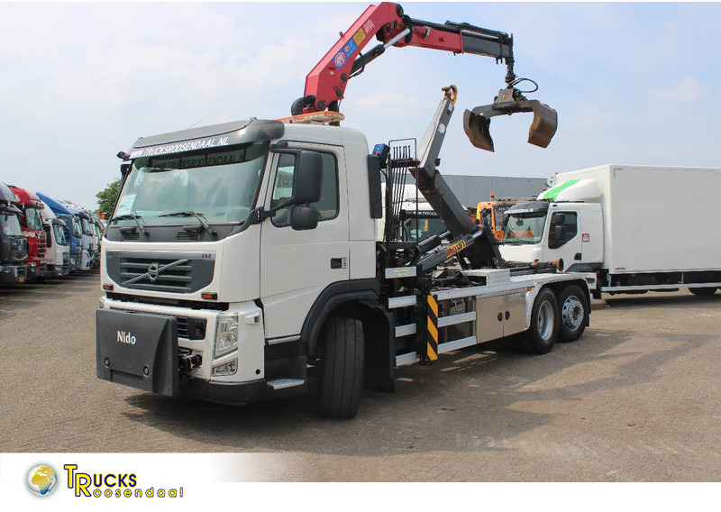 Volvo FM 330 + HMF 1035 + HOOKSYTEM HYVA + EURO 5 + 6X2 - شاحنة كرين: صورة 1 Volvo FM 330 + HMF 1035 + HOOKSYTEM HYVA + EURO 5 + 6X2 - شاحنة كرين: صورة 1