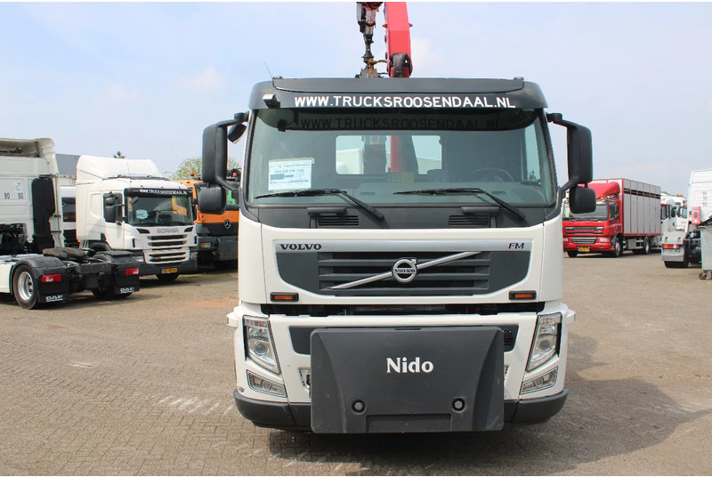 Volvo FM 330 + HMF 1035 + HOOKSYTEM HYVA + EURO 5 + 6X2 - شاحنة كرين: صورة 3 Volvo FM 330 + HMF 1035 + HOOKSYTEM HYVA + EURO 5 + 6X2 - شاحنة كرين: صورة 3
