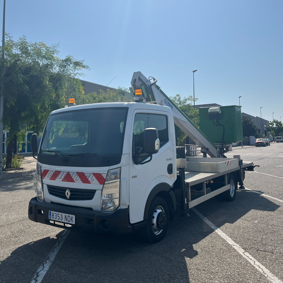 Renault Maxity - شاحنة: صورة 1 Renault Maxity - شاحنة: صورة 1