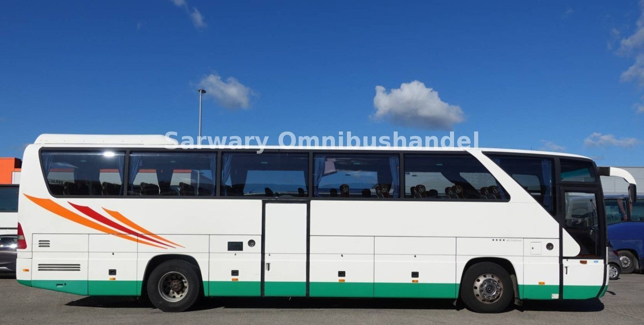 Mercedes-Benz 350 Tourismo 15-RHD *V6*404*Travego*51-Sitze* - حافلة نقل لمسافات طويلة: صورة 5 Mercedes-Benz 350 Tourismo 15-RHD *V6*404*Travego*51-Sitze* - حافلة نقل لمسافات طويلة: صورة 5