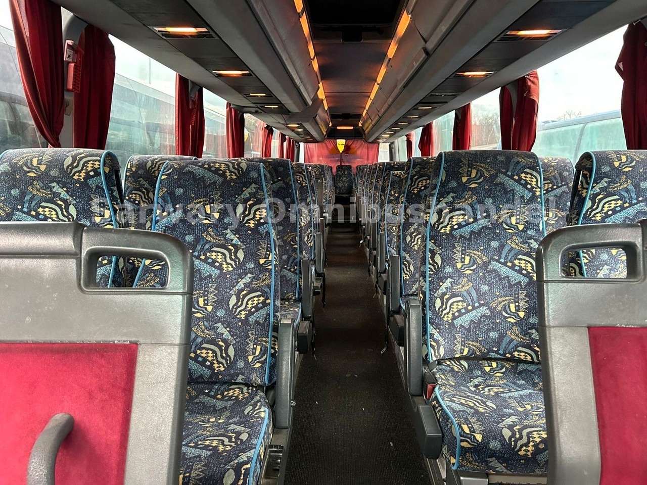 حافلة نقل لمسافات طويلة Mercedes-Benz 404 RHD*Klima*381 PS*V8 Motor*51 Sitze*WC*: صورة 17