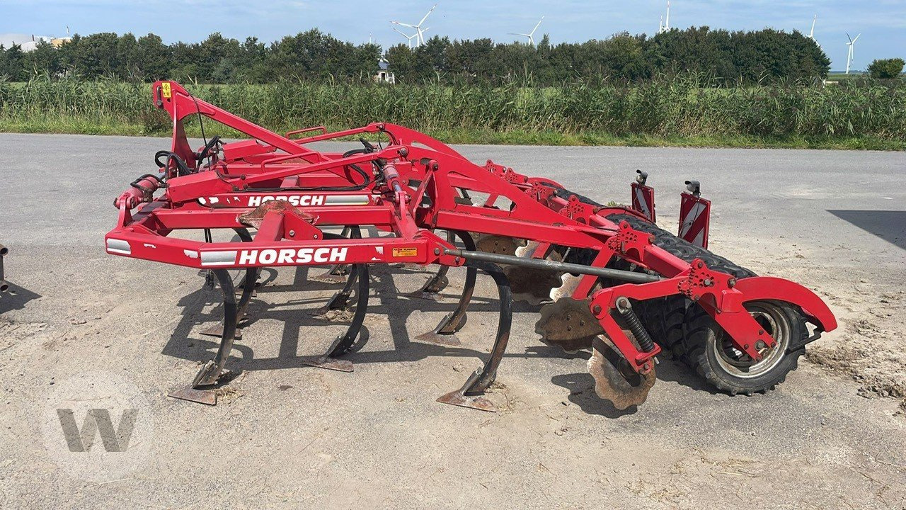 Horsch Terrano 4 FX - آلة حراثة: صورة 1 Horsch Terrano 4 FX - آلة حراثة: صورة 1