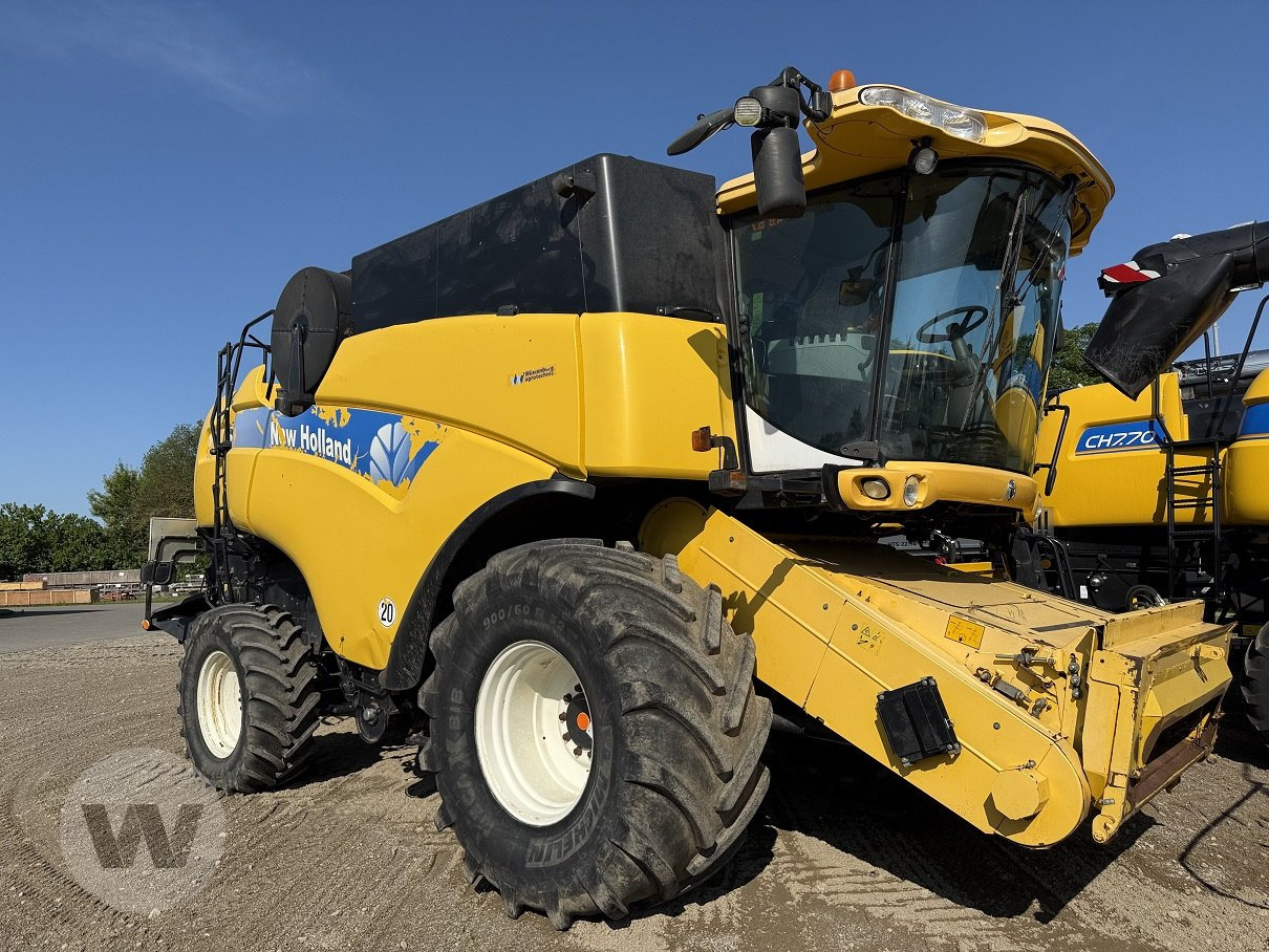 New Holland CX 8090 - حصادة: صورة 1 New Holland CX 8090 - حصادة: صورة 1