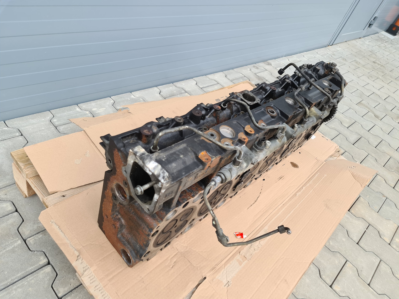 MAN TGX TGA / CYLINDER HEAD / D20 ENGINE / EURO 3 4 5 / WORLDWIDE DELIVERY - رأس أسطوانية: صورة 3 MAN TGX TGA / CYLINDER HEAD / D20 ENGINE / EURO 3 4 5 / WORLDWIDE DELIVERY - رأس أسطوانية: صورة 3