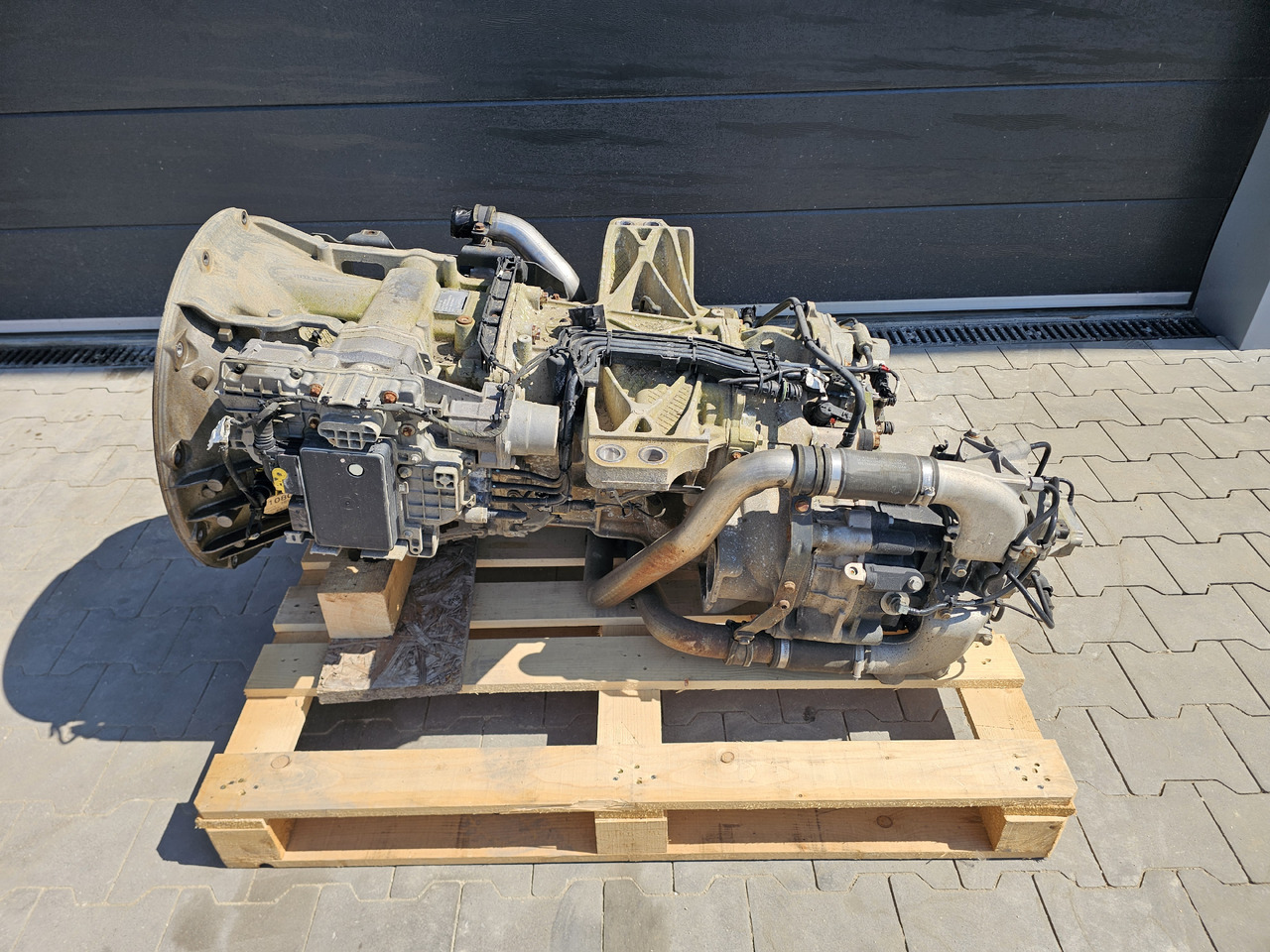 MERCEDES-BENZ ACTROS ANTOS / GEARBOX / G211-12 / RETARDER / WORLDWIDE DELIVERY - صندوق التروس: صورة 2 MERCEDES-BENZ ACTROS ANTOS / GEARBOX / G211-12 / RETARDER / WORLDWIDE DELIVERY - صندوق التروس: صورة 2
