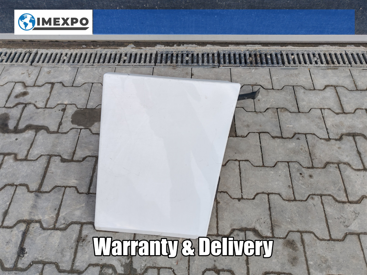 RENAULT RANGE T EURO 6 / HIGH CAB / RIGHT SPOILER EXTENDER - الإيروديناميكية/ الجناح الخلفي: صورة 1 RENAULT RANGE T EURO 6 / HIGH CAB / RIGHT SPOILER EXTENDER - الإيروديناميكية/ الجناح الخلفي: صورة 1