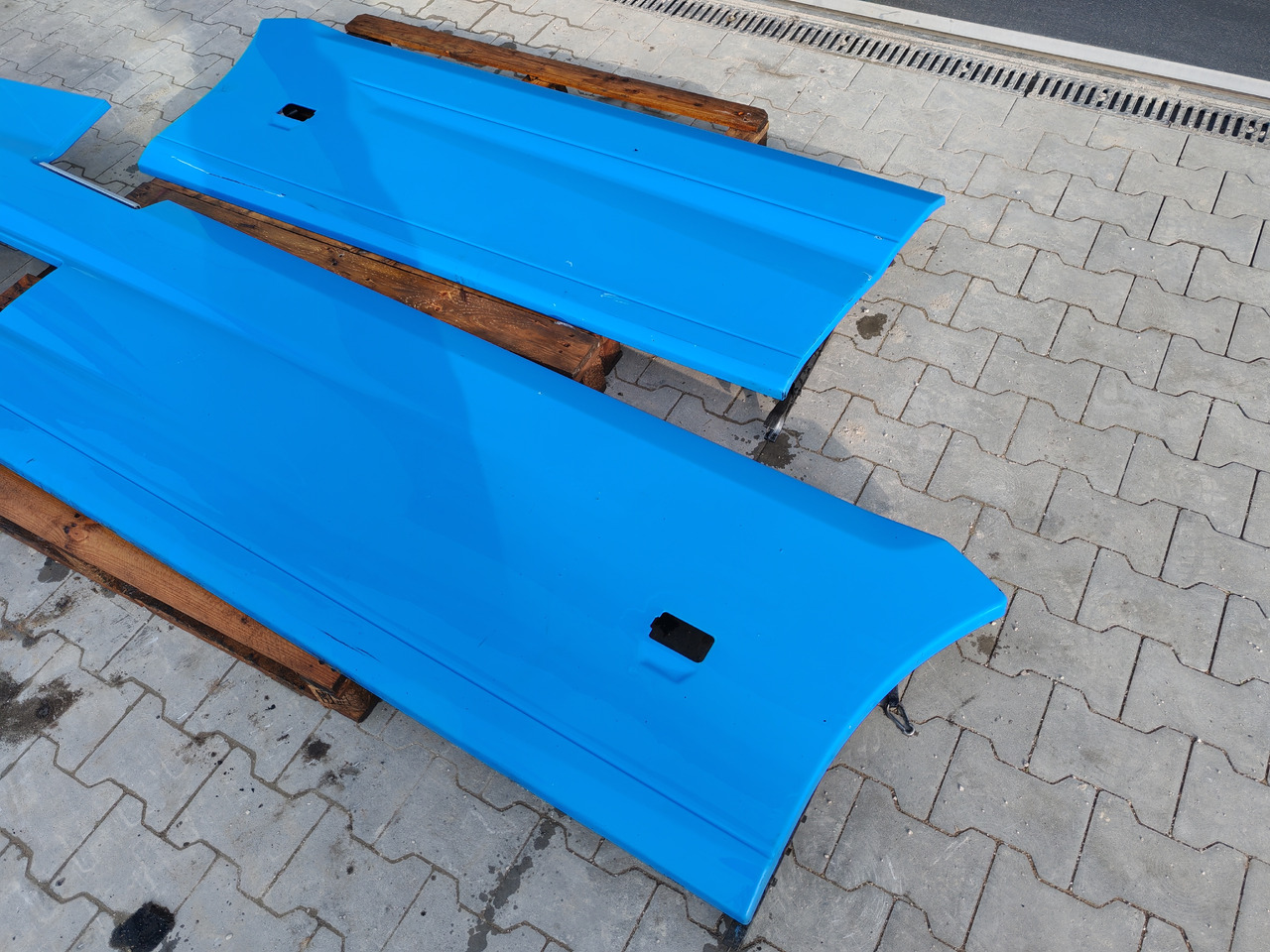 RENAULT RANGE T EURO 6 / SIDE SPOILERS SET - قطع الغيار: صورة 4 RENAULT RANGE T EURO 6 / SIDE SPOILERS SET - قطع الغيار: صورة 4