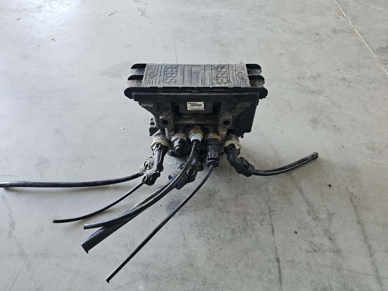 RENAULT RANGE T / REAR EBS VALVE / K102266 22225566 - صمام الفرامل: صورة 3 RENAULT RANGE T / REAR EBS VALVE / K102266 22225566 - صمام الفرامل: صورة 3