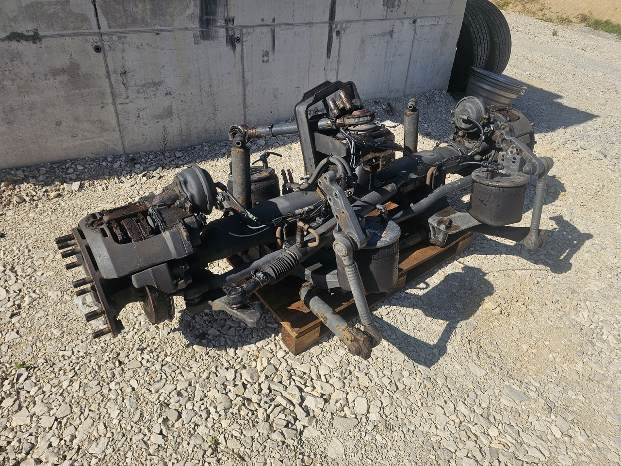 VOLVO FH FM / LIFT & STEERING AXLE / 6x2 / COMPLETE - المحور الخلفي: صورة 3 VOLVO FH FM / LIFT & STEERING AXLE / 6x2 / COMPLETE - المحور الخلفي: صورة 3