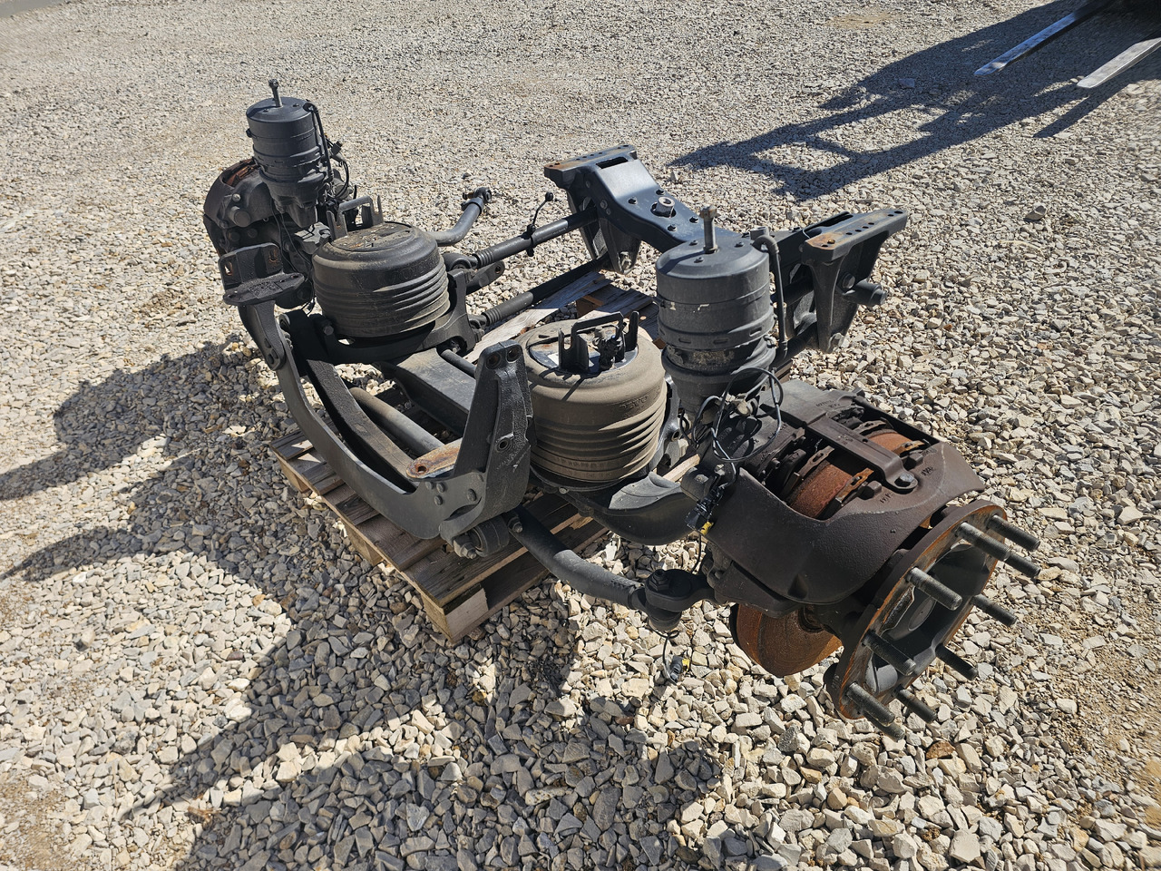 VOLVO FH5 FM5 / FRONT AIR SUNSPENSION - لمحور الأمامي: صورة 4 VOLVO FH5 FM5 / FRONT AIR SUNSPENSION - لمحور الأمامي: صورة 4