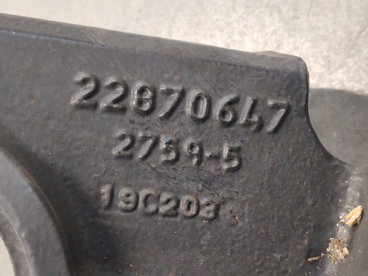 VOLVO FM5 EURO 6 / CABIN SUNSPENSION BRACKET / 22870647 / RIGHT - إطار هيكلي/ إطار معدني: صورة 4 VOLVO FM5 EURO 6 / CABIN SUNSPENSION BRACKET / 22870647 / RIGHT - إطار هيكلي/ إطار معدني: صورة 4