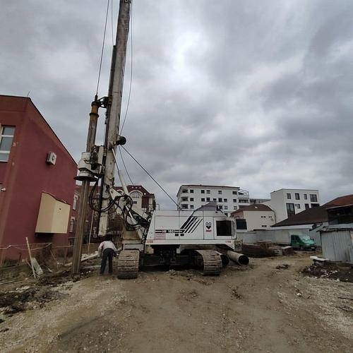 Mait HR180 - ناقلة الأكوام: صورة 1 Mait HR180 - ناقلة الأكوام: صورة 1