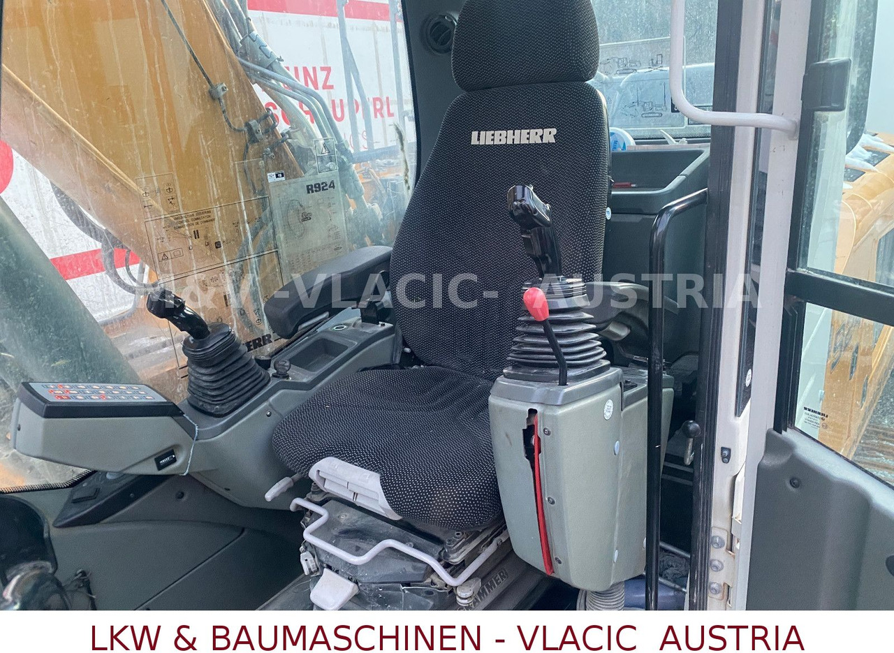 Liebherr R 924 LC - حفار زاحف: صورة 2 Liebherr R 924 LC - حفار زاحف: صورة 2