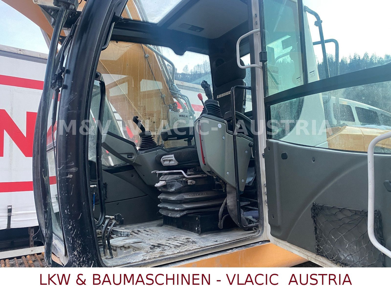 Liebherr R 924 LC - حفار زاحف: صورة 4 Liebherr R 924 LC - حفار زاحف: صورة 4