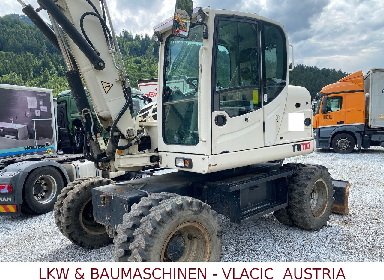 Terex TW 110 Mobilbagger inkl.4Löffeln - حفار ذو عجلات: صورة 2 Terex TW 110 Mobilbagger inkl.4Löffeln - حفار ذو عجلات: صورة 2