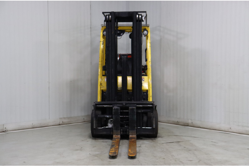 Hyster S3.0FT - رافعة شوكية تعمل بالغاز: صورة 3 Hyster S3.0FT - رافعة شوكية تعمل بالغاز: صورة 3