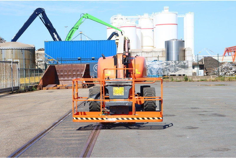 JLG 800AJ - مرفاع مفصلي: صورة 3 JLG 800AJ - مرفاع مفصلي: صورة 3