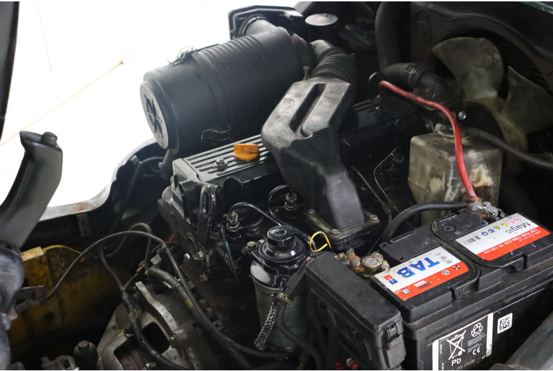 رافعة شوكية ديزل Komatsu FD18T-20: صورة 8