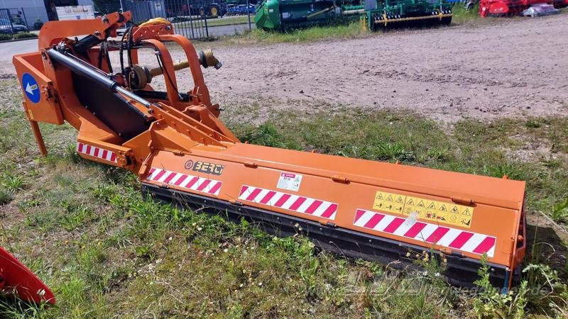 Berti TRINCIARGINI WING 250 - التقطيع جزازة/ ماكينات قطع الحشائش: صورة 1 Berti TRINCIARGINI WING 250 - التقطيع جزازة/ ماكينات قطع الحشائش: صورة 1