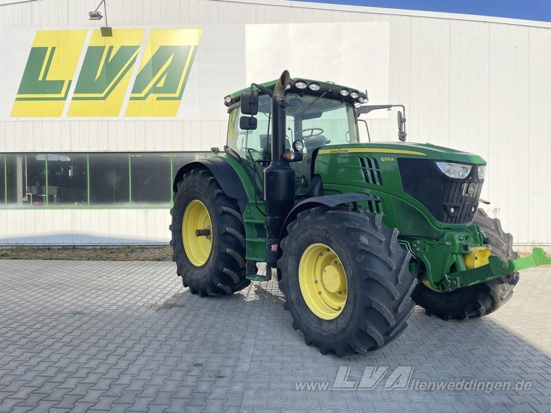 John Deere 6215R - جرار: صورة 1 John Deere 6215R - جرار: صورة 1