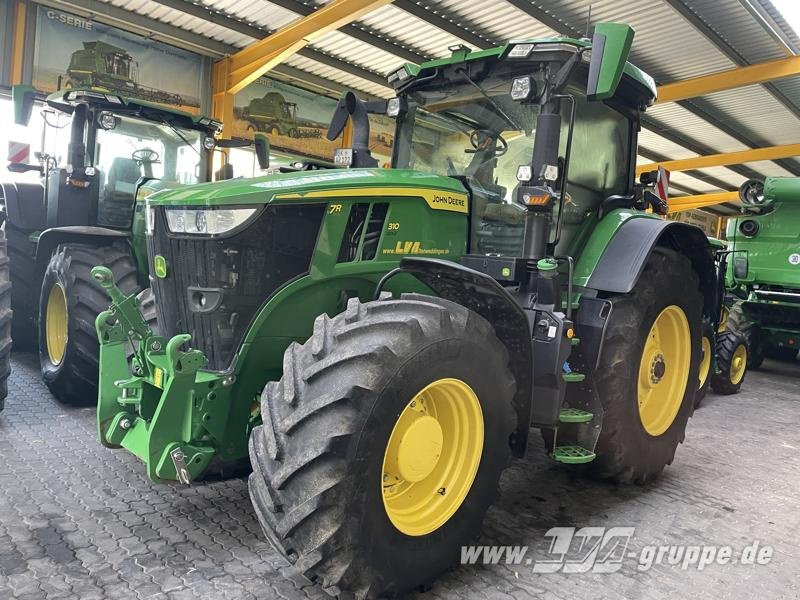 John Deere 7R 310 - جرار: صورة 1 John Deere 7R 310 - جرار: صورة 1
