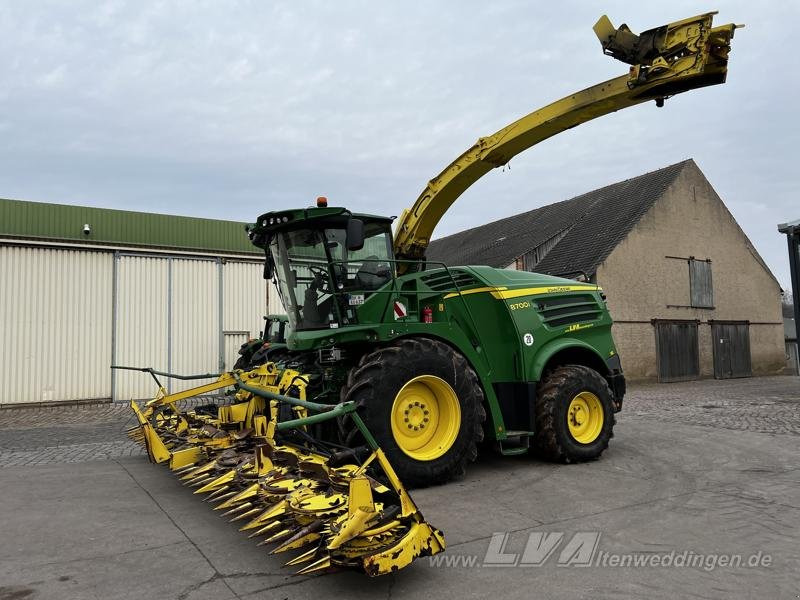 John Deere 8700 - حصادة الأعلاف: صورة 3 John Deere 8700 - حصادة الأعلاف: صورة 3