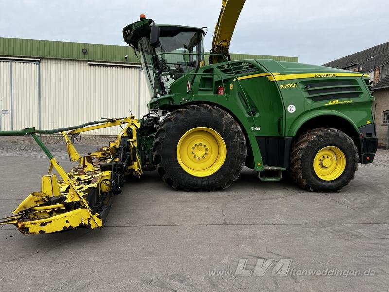 John Deere 8700 - حصادة الأعلاف: صورة 4 John Deere 8700 - حصادة الأعلاف: صورة 4
