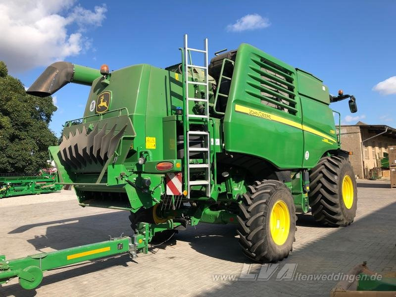 John Deere T550 - حصادة: صورة 4 John Deere T550 - حصادة: صورة 4