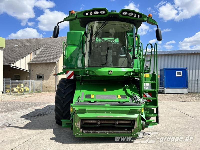 John Deere T660 i ProDrive - حصادة: صورة 2 John Deere T660 i ProDrive - حصادة: صورة 2