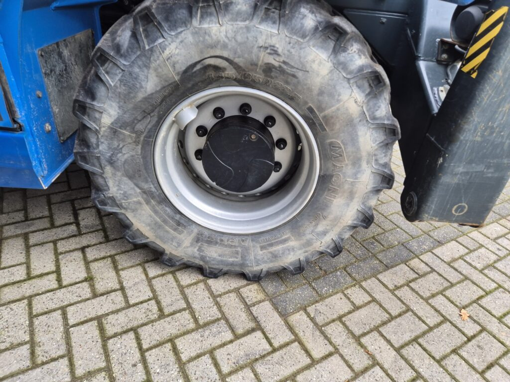 آلة رفع ونقل تلسكوبية MAGNI RTH 5.21: صورة 7 آلة رفع ونقل تلسكوبية MAGNI RTH 5.21: صورة 7