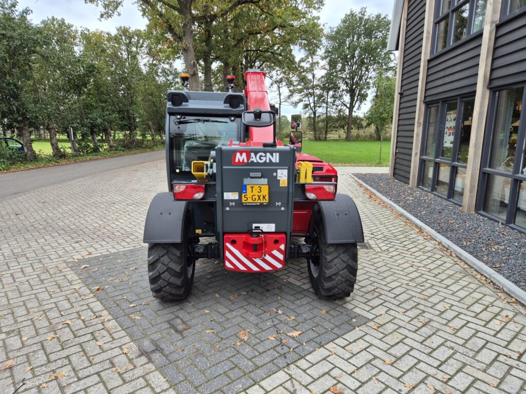 MAGNI TH 3.6 - آلة رفع ونقل تلسكوبية: صورة 4 MAGNI TH 3.6 - آلة رفع ونقل تلسكوبية: صورة 4