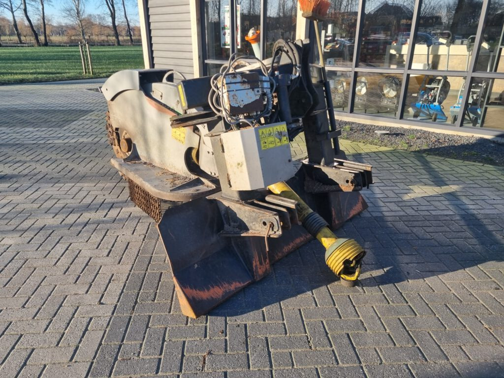 OBMTEC Pro270XL stump grinder - آلة تفتيت بقايا الأشجار: صورة 2 OBMTEC Pro270XL stump grinder - آلة تفتيت بقايا الأشجار: صورة 2