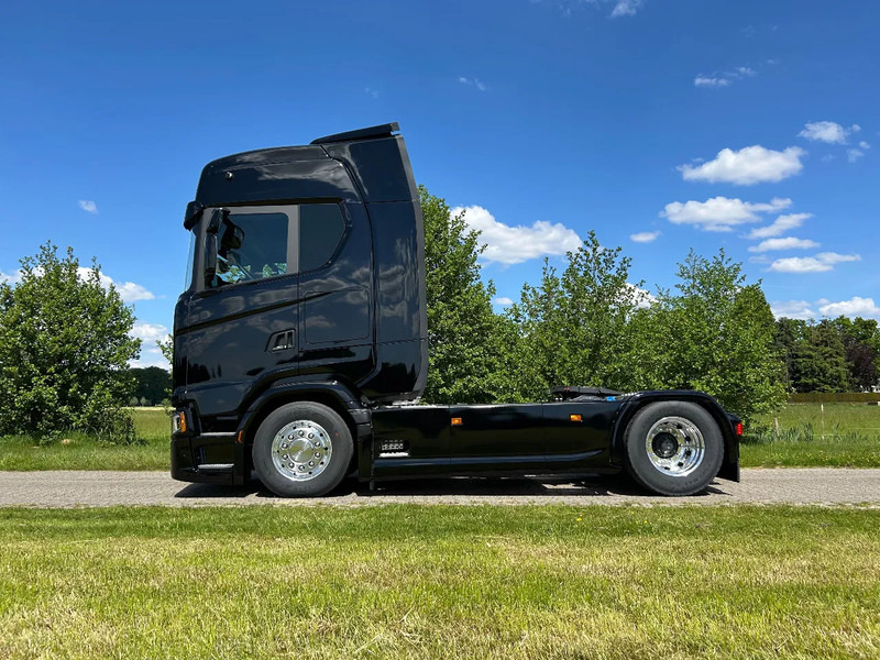 Scania 500S NGS | 4x2 NB | 4 BALOON SUSP. | PARK-COOLER | RETARDER | FULL-AIR | PTO PREP. | ACC | - مقطورة السحب: صورة 2 Scania 500S NGS | 4x2 NB | 4 BALOON SUSP. | PARK-COOLER | RETARDER | FULL-AIR | PTO PREP. | ACC | - مقطورة السحب: صورة 2