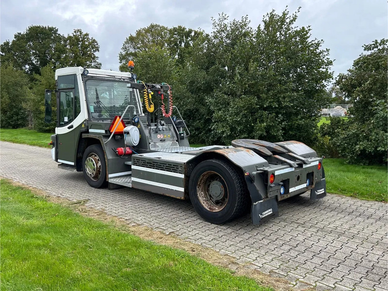 Terberg DT 183 | DISTRIBUTION TERMINAL | 8949 HOURS !!!! | LOW STEPS - شاحنة نقل نصف مقطورة بالميناء: صورة 5 Terberg DT 183 | DISTRIBUTION TERMINAL | 8949 HOURS !!!! | LOW STEPS - شاحنة نقل نصف مقطورة بالميناء: صورة 5