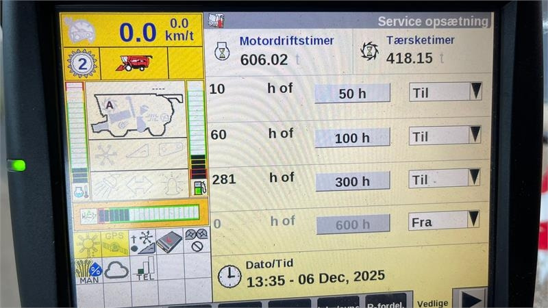 Case IH 8250 Axial-Flow med 35fod Varicut skærebord. Dansk - حصادة: صورة 2 Case IH 8250 Axial-Flow med 35fod Varicut skærebord. Dansk - حصادة: صورة 2