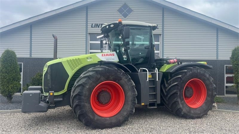 Claas XERION 5000 Trac. Med GPS anlæg. Ultimativ trækker - جرار: صورة 1 Claas XERION 5000 Trac. Med GPS anlæg. Ultimativ trækker - جرار: صورة 1