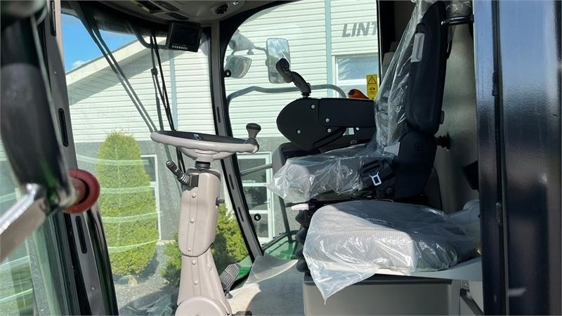 Deutz-fahr 7206 With 24feed - 7.2m header. New and unused Com - حصادة: صورة 5 Deutz-fahr 7206 With 24feed - 7.2m header. New and unused Com - حصادة: صورة 5